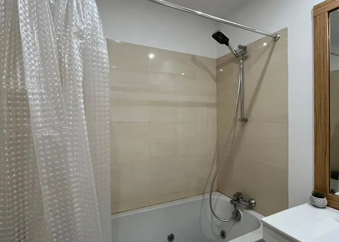 بيت ضيافة Local Pando *